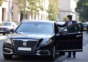 monthly chauffeur service in dubai